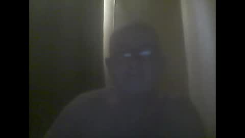 macbewdekan25 online show from 04/26/26, 08:01