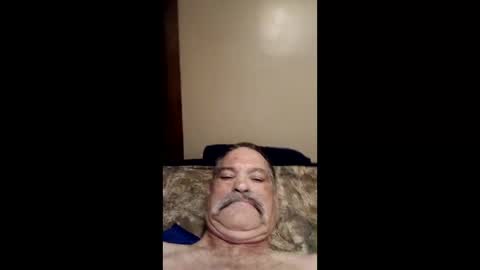 macdad1219 online show from 12/15/25, 05:01