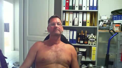 macfly67 online show from 07/12/26, 02:41