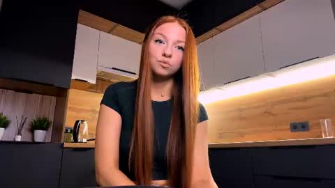 Nicole online show from 07/09/26, 10:36