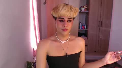 Snapshot of machissex chatting on 01/18/25, 07:15 machissex online show from 01/18/25, 07:15