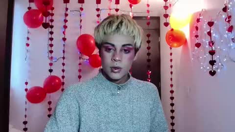 Snapshot of machissex chatting on 02/11/25, 11:32 machissex online show from 02/11/25, 11:32