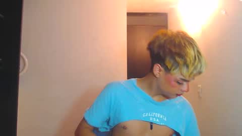 Snapshot of machissex chatting on 02/26/25, 10:58 machissex online show from 02/26/25, 10:58