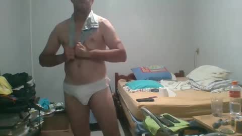 MACHOLIVRE online show from 01/01/25, 11:40