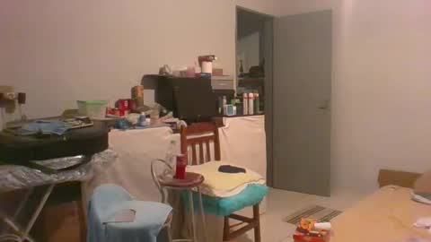 MACHOLIVRE online show from 12/01/25, 07:46