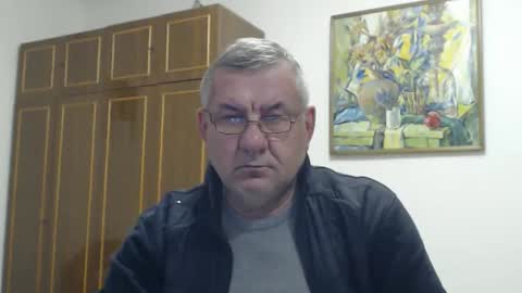 Macho online show from 12/22/25, 09:23