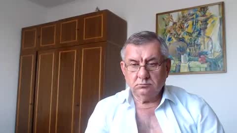 Snapshot of machomale3 chatting on 06/17/26, 05:14 Macho online show from 06/17/26, 05:14