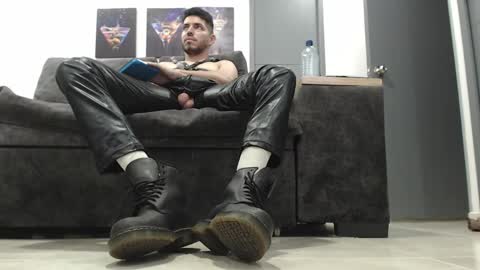 instagram mackdanielsx online show from 04/09/26, 11:32