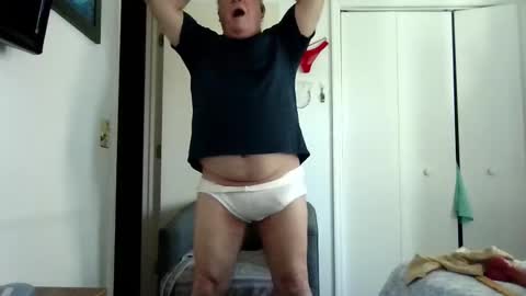 mackdocc001 online show from 11/17/25, 01:50