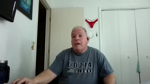 mackdocc001 online show from 11/29/25, 02:53