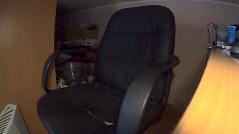 Snapshot of mackenss20 chatting on 03/04/25, 07:08 Makan online show from 03/04/25, 07:08