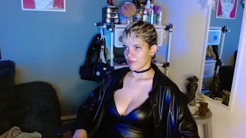 Noah Askew online show from 02/07/25, 02:08