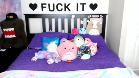 Mackenzie Wolfe online show from 01/15/25, 07:59