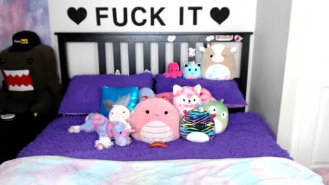 Mackenzie Wolfe online show from 01/29/25, 07:36