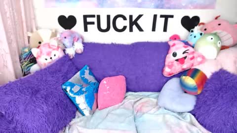 Mackenzie Wolfe online show from 02/27/26, 06:24