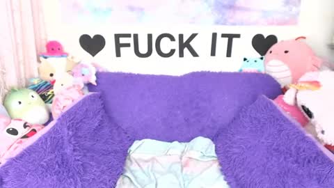 Mackenzie Wolfe online show from 05/19/26, 04:08