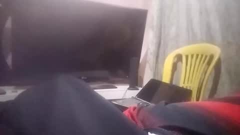 Snapshot of mad415264 chatting on 11/10/25, 12:48 mad415264 online show from 11/10/25, 12:48