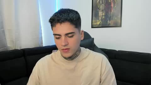 Snapshot of mad_maxxx1 chatting on 02/04/25, 01:48 max online show from 02/04/25, 01:48