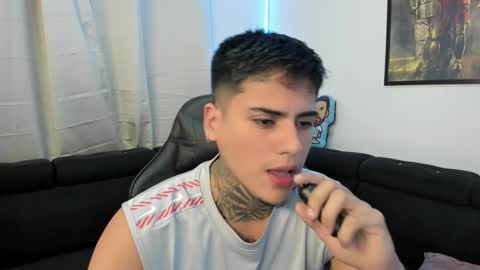 Snapshot of mad_maxxx1 chatting on 02/06/25, 12:43 max online show from 02/06/25, 12:43