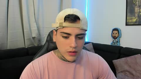 Snapshot of mad_maxxx1 chatting on 02/14/25, 11:53 max online show from 02/14/25, 11:53