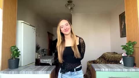 Lilo online show from 03/27/26, 08:26