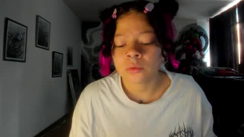 di online show from 11/30/25, 04:00