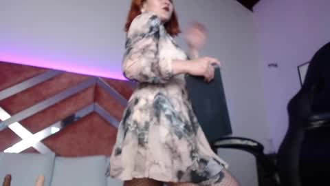 Snapshot of madame_ibby chatting on 09/29/25, 01:49 madame ibby online show from 09/29/25, 01:49