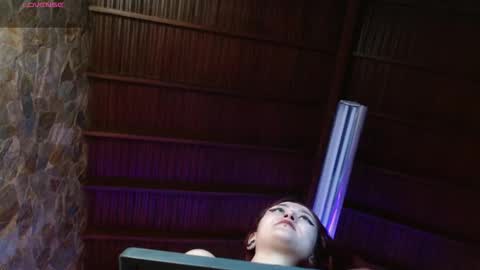 Snapshot of madame_ibby chatting on 10/12/25, 01:32 madame ibby online show from 10/12/25, 01:32