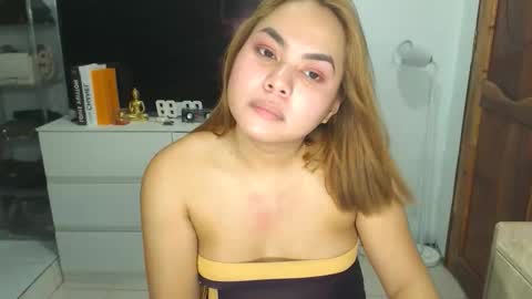 Ivy online show from 04/11/26, 07:45