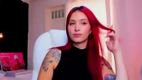 Snapshot of madame_lilith chatting on 02/18/25, 05:31 madame lilith online show from 02/18/25, 05:31