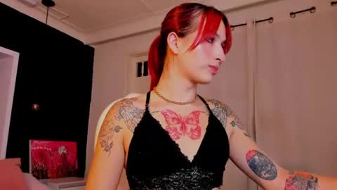 Snapshot of madame_lilith chatting on 02/28/25, 11:25 madame lilith online show from 02/28/25, 11:25