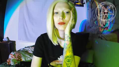 Madame Lucifer online show from 11/02/25, 08:39