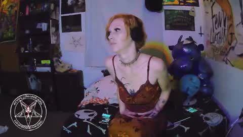 Madame Lucifer online show from 11/28/25, 02:09