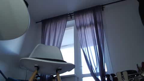 madamekatrina online show from 10/08/25, 01:20