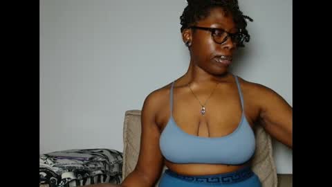 Snapshot of madamindigo chatting on 02/10/26, 10:03 YourMadamIndigo online show from 02/10/26, 10:03