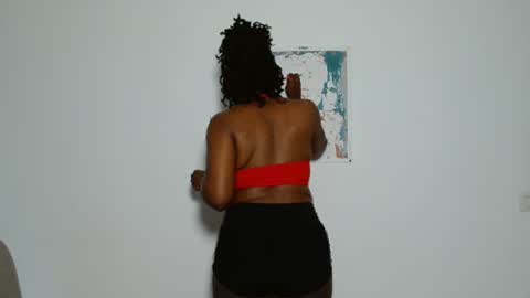 YourMadamIndigo online show from 04/16/26, 04:52