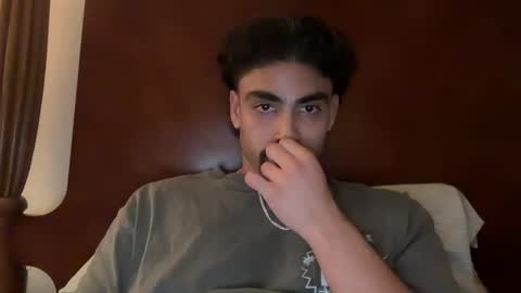 maddaewg101 online show from 12/01/25, 05:01