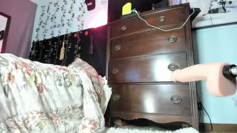 Maddi Avalon online show from 02/19/26, 01:07