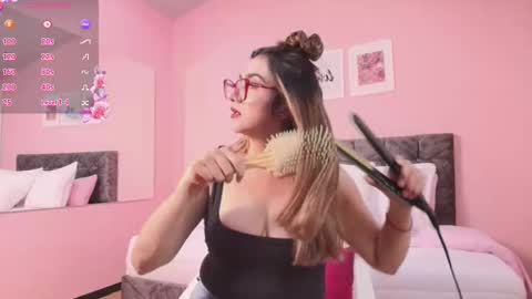 Maddie online show from 11/14/25, 08:40