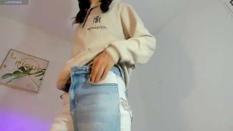 Snapshot of maddie_ray_ chatting on 04/14/26, 11:05 Maddie Ray online show from 04/14/26, 11:05