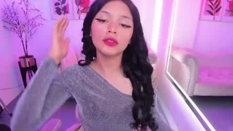 maddie_t18 online show from 07/16/26, 11:38