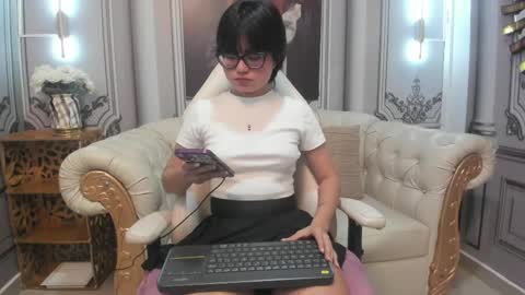 MADDIE online show from 04/10/26, 03:01