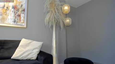 Maddison online show from 03/08/26, 10:57