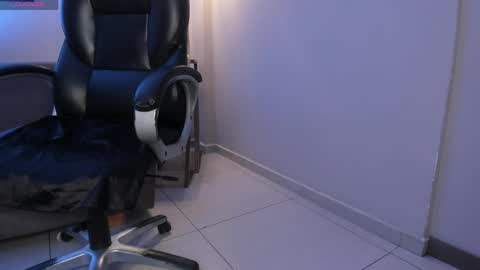 Maddison online show from 04/05/26, 04:59