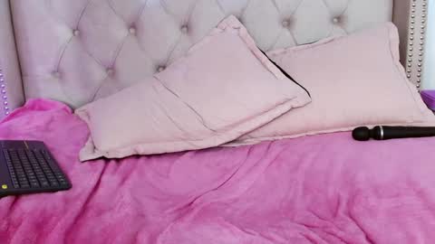 Maddy UwU online show from 12/06/24, 03:22