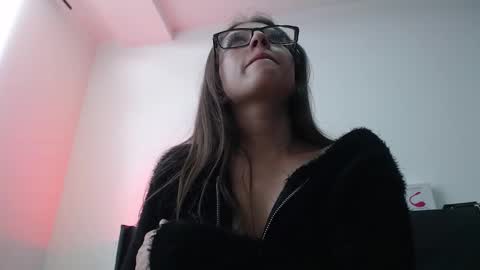 Maddy UwU online show from 10/29/25, 09:16