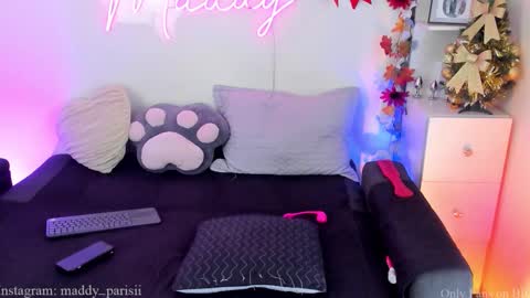 Maddy online show from 12/03/25, 07:38