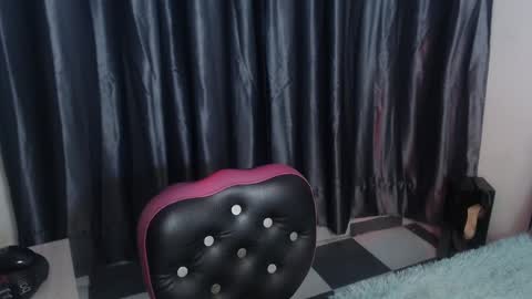 Maddy Parker  online show from 01/21/25, 09:13