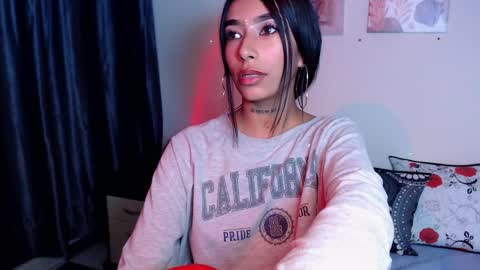 Maddy Parker  online show from 02/05/25, 09:36