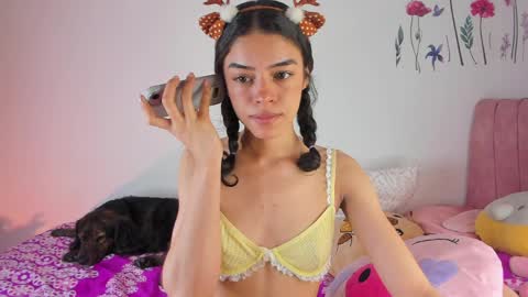 maddy_parker__ online show from 04/05/26, 10:07